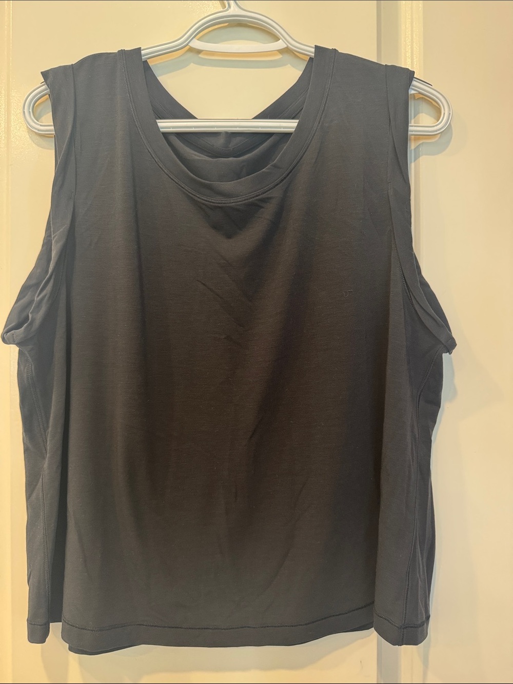 Lululemon Jersey Training Rolled Sleeve tank top